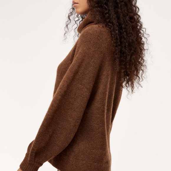 Aritzia Babaton Adichie Sweater - Picture 4 of 12